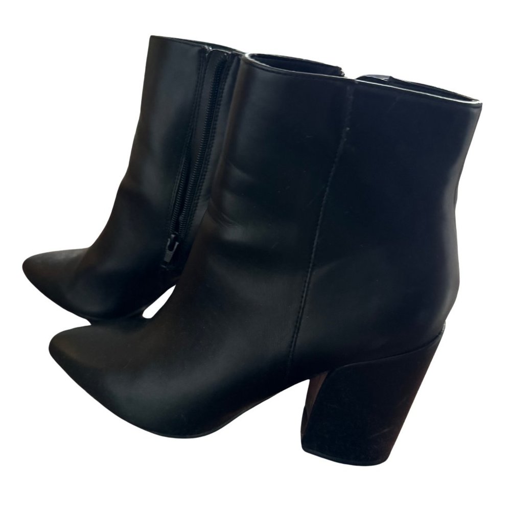 Steve Madden Black Leather Booties Size 8
